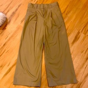Banana republic tan wide leg trousers size 12